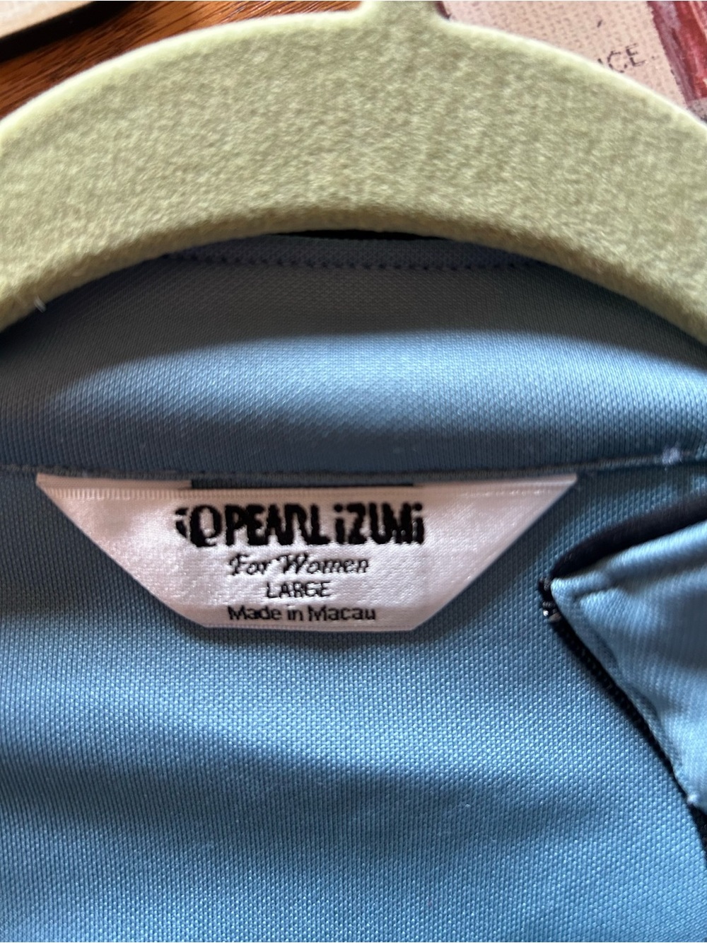 Pearl Izumi Men's Blue-Grey Half-Zip Performance Cycling Top with Black Accents - Picture 2 of 9